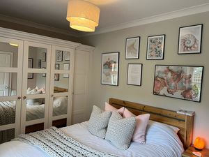 Photo 12- click for photo gallery